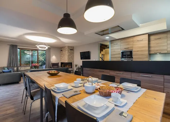 Dom U Marzycieli Na Kaszubach Kobysewo