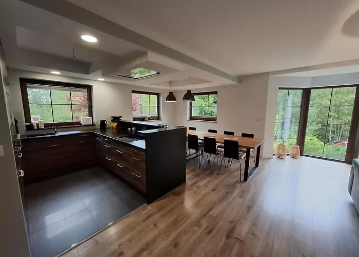 Dom U Marzycieli Na Kaszubach Kobysewo